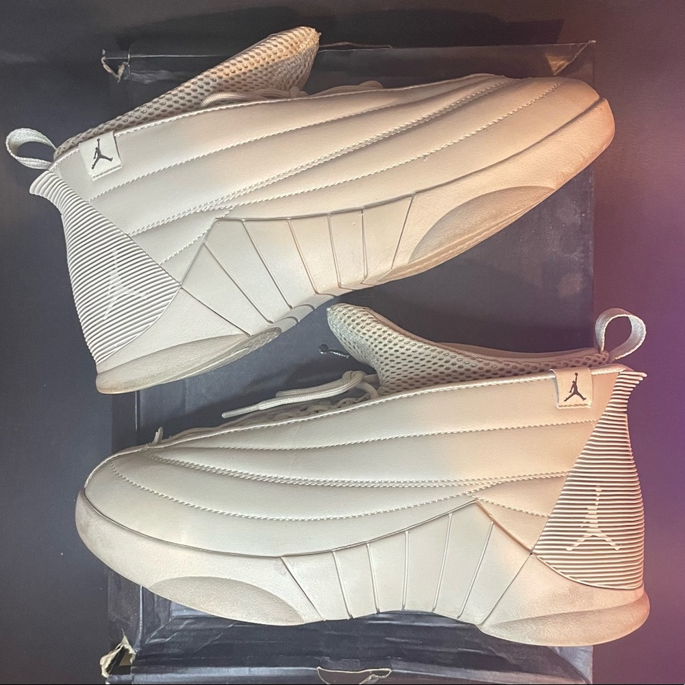 Jordan 15 Retro Billie Eilish Size 9.5 women/8 men